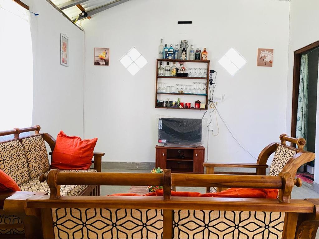 Villa Sun Rising ตัลป์ ภายนอก รูปภาพ